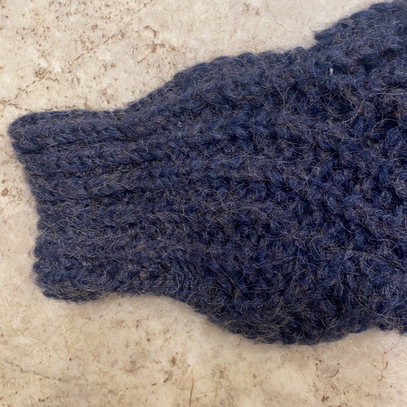 Bishop + Young Chunky Knit Oversized Fall Sweater - Picture 4 of 6